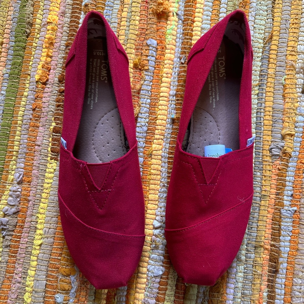Tom’s - Red Canvas Slip Ons